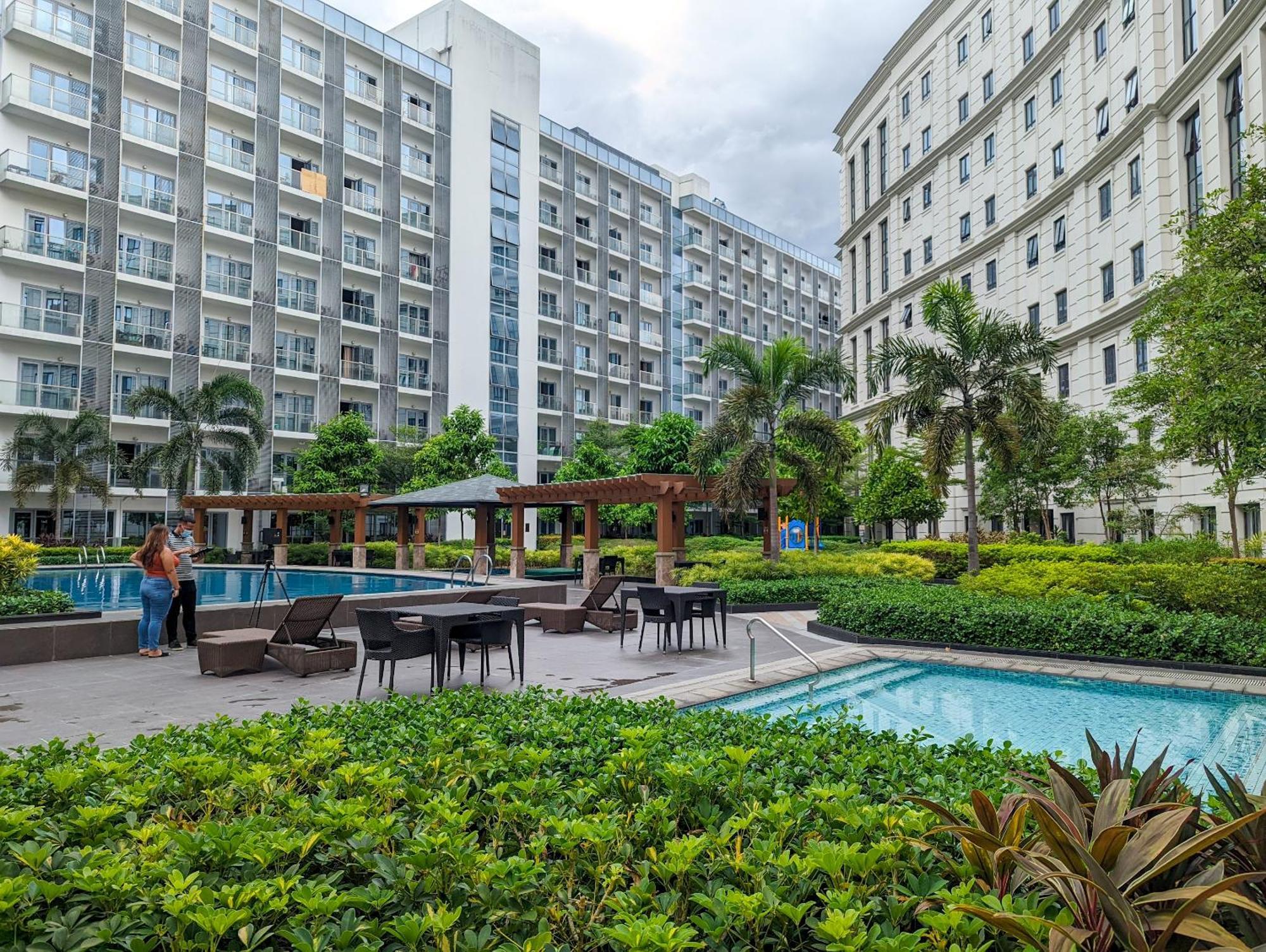 Apartamento Experience Manila NAIA Airport Terminal 3 Pasay Exterior foto